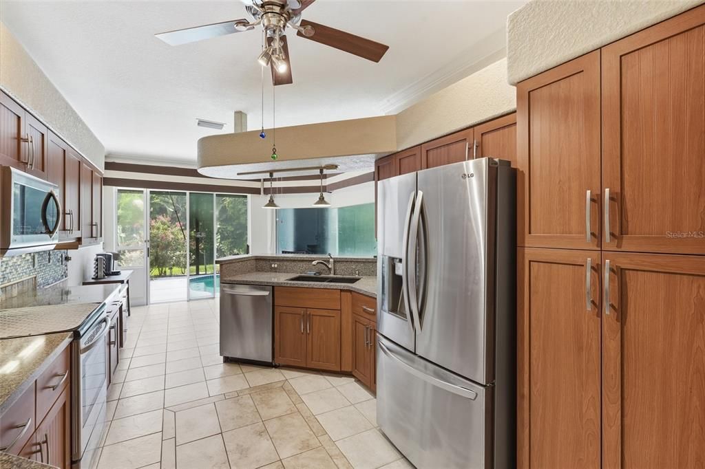 En Venta: $509,000 (3 camas, 2 baños, 2227 Pies cuadrados)