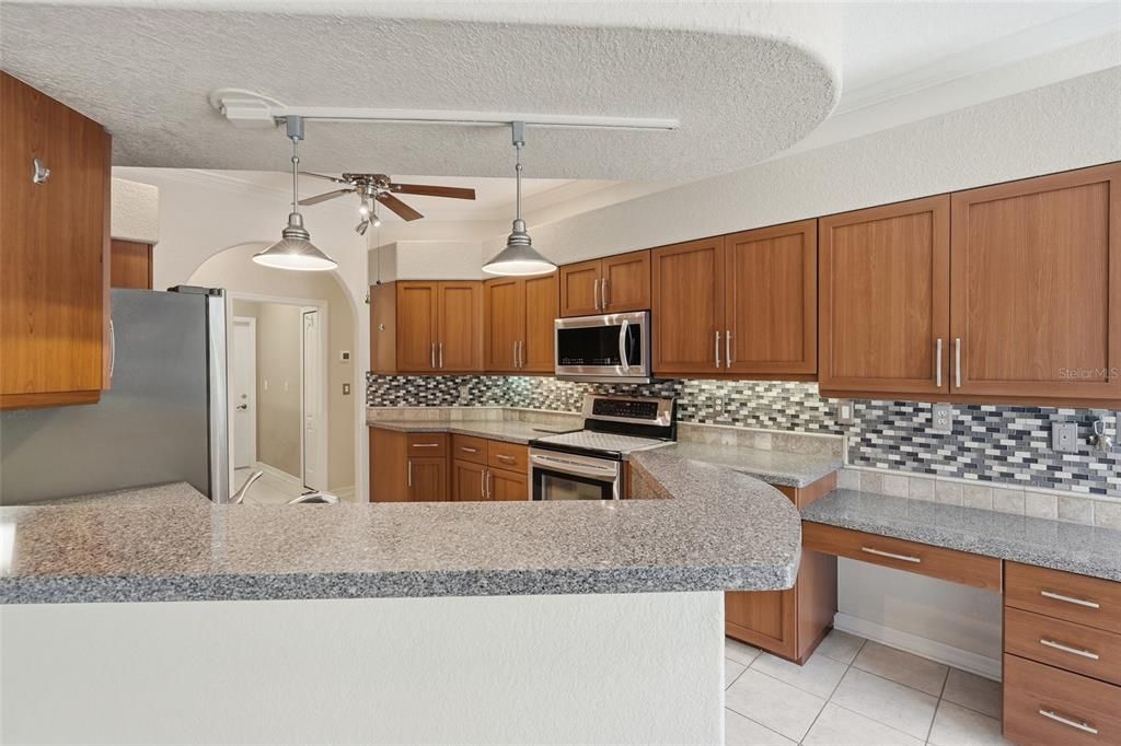 En Venta: $509,000 (3 camas, 2 baños, 2227 Pies cuadrados)