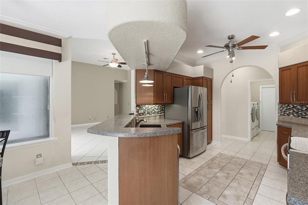 En Venta: $509,000 (3 camas, 2 baños, 2227 Pies cuadrados)