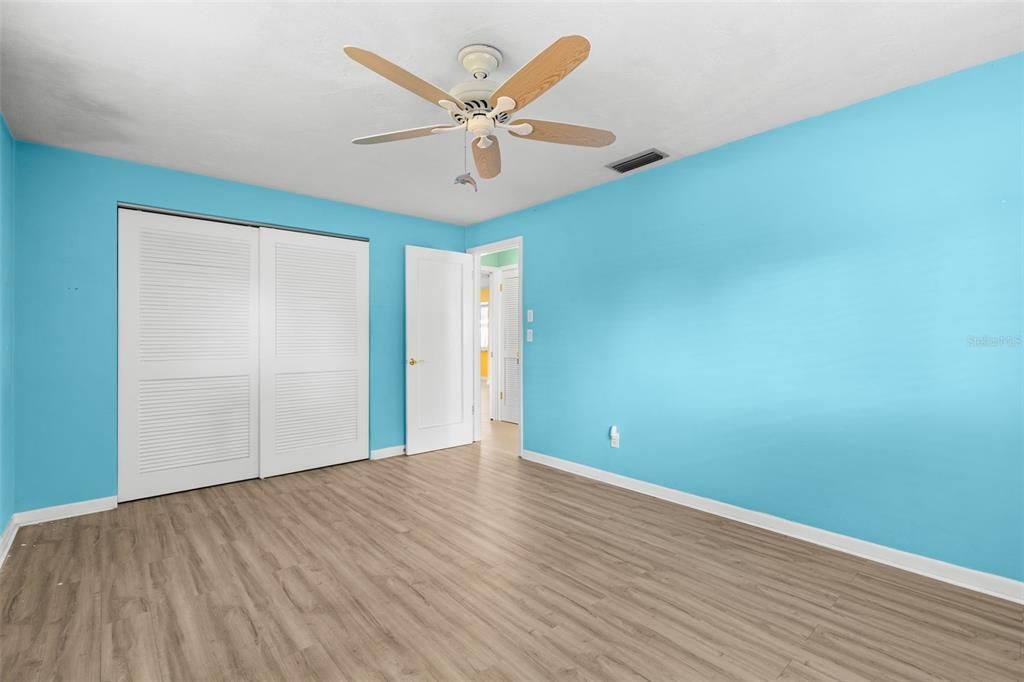 Activo con contrato: $325,000 (2 camas, 1 baños, 1068 Pies cuadrados)