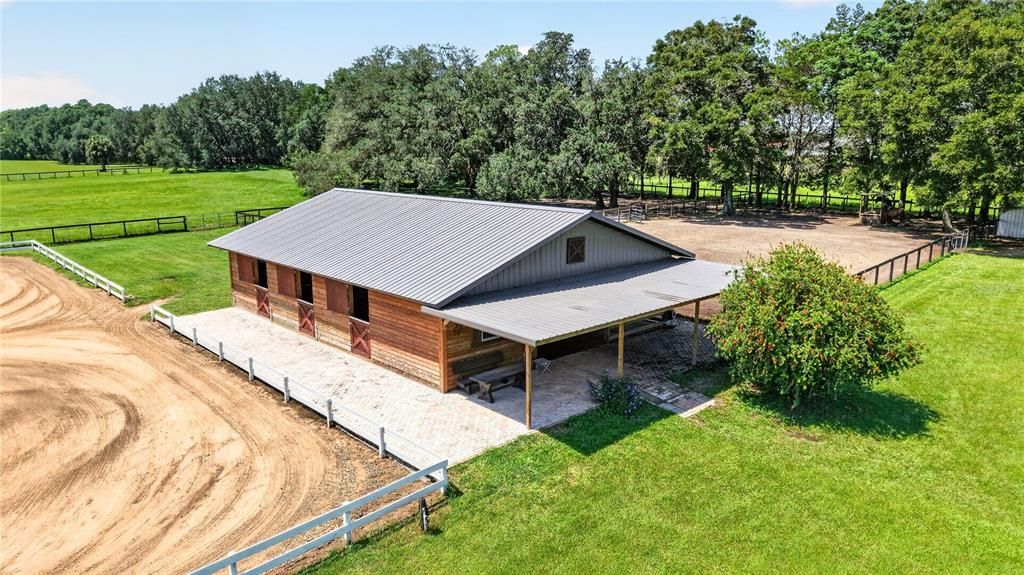 На продажу: $999,999 (3 спален, 2 ванн, 3140 Квадратных фут)