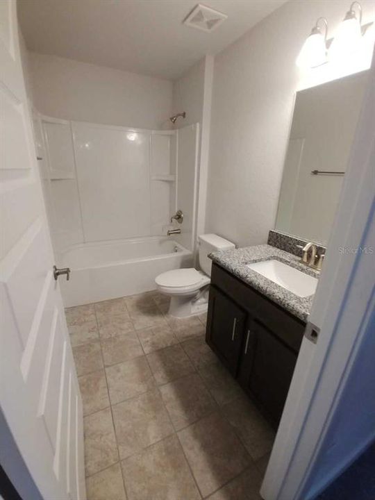 For Sale: $369,550 (5 beds, 3 baths, 2686 Square Feet)