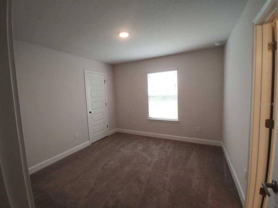 For Sale: $369,550 (5 beds, 3 baths, 2686 Square Feet)