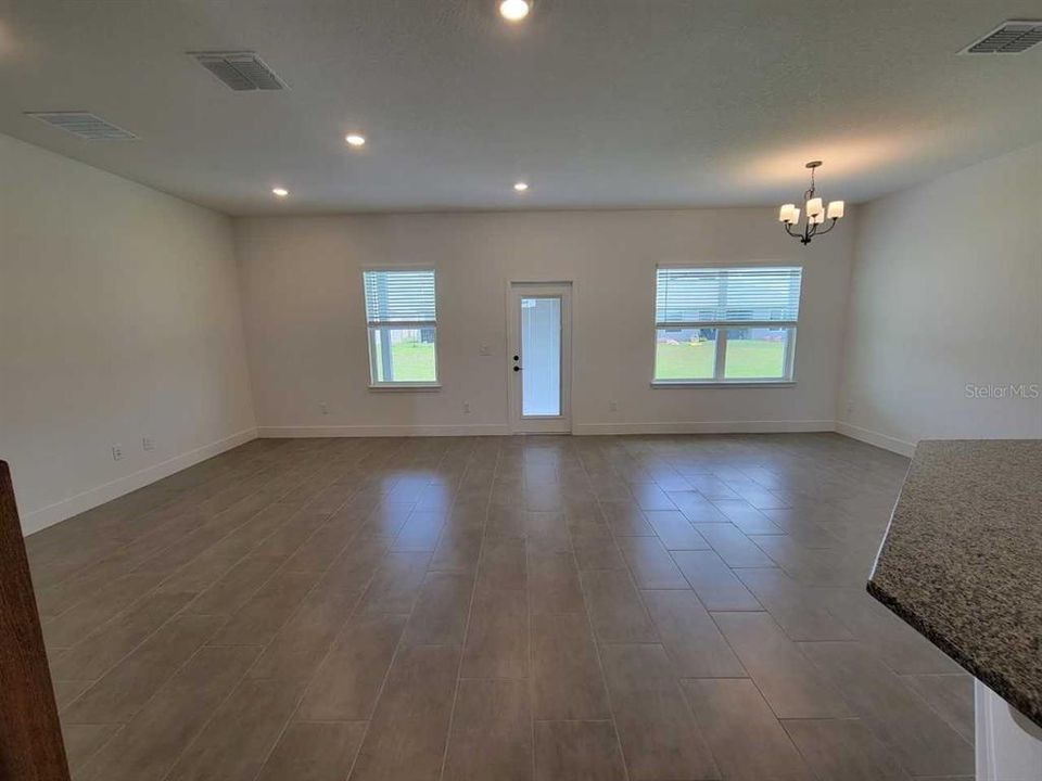 For Sale: $369,550 (5 beds, 3 baths, 2686 Square Feet)