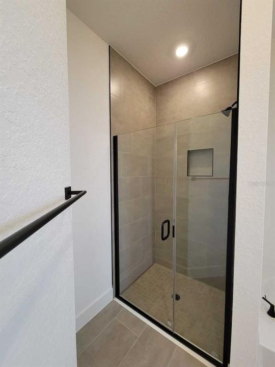 For Sale: $369,550 (5 beds, 3 baths, 2686 Square Feet)