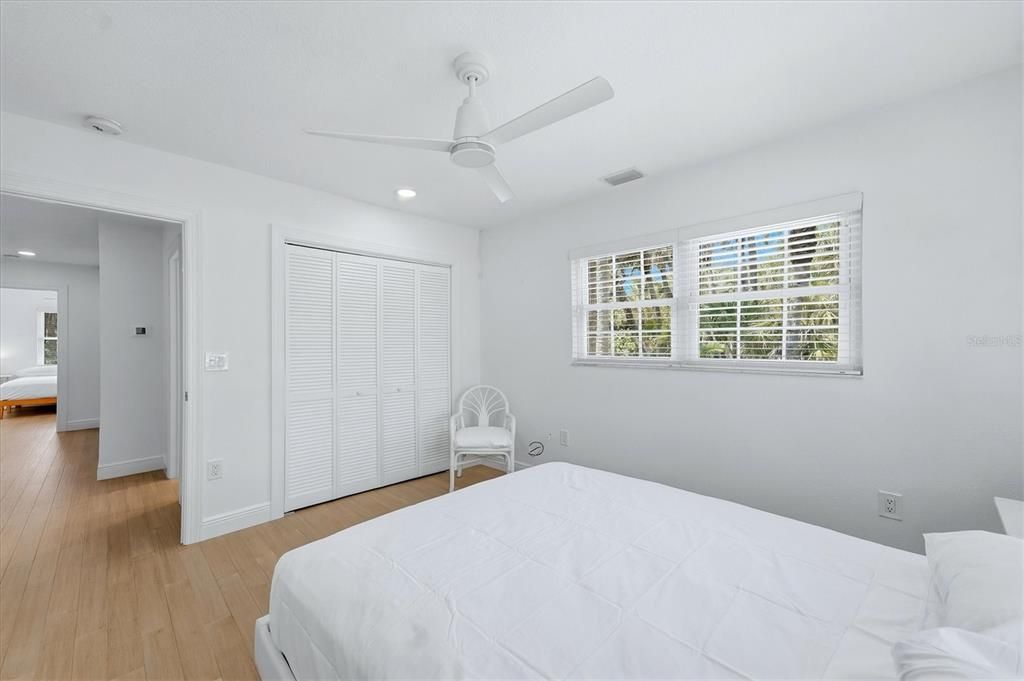 For Sale: $1,300,000 (2 beds, 2 baths, 1979 Square Feet)