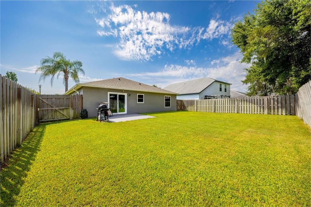 For Sale: $399,900 (3 beds, 2 baths, 1550 Square Feet)