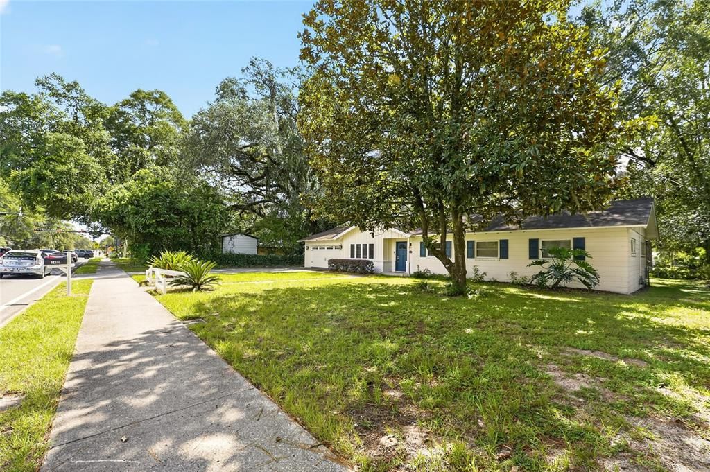 For Sale: $395,000 (4 beds, 2 baths, 1886 Square Feet)