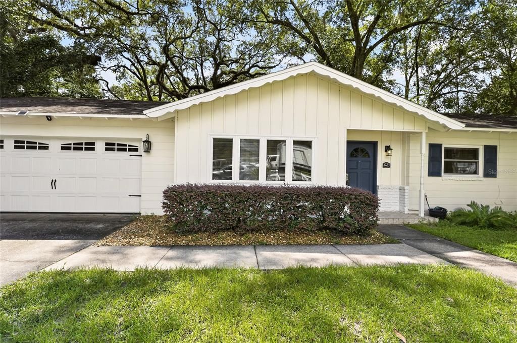 For Sale: $395,000 (4 beds, 2 baths, 1886 Square Feet)