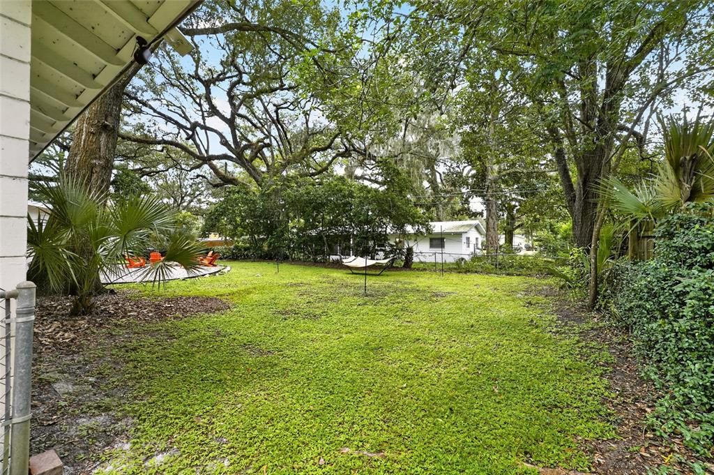 For Sale: $395,000 (4 beds, 2 baths, 1886 Square Feet)
