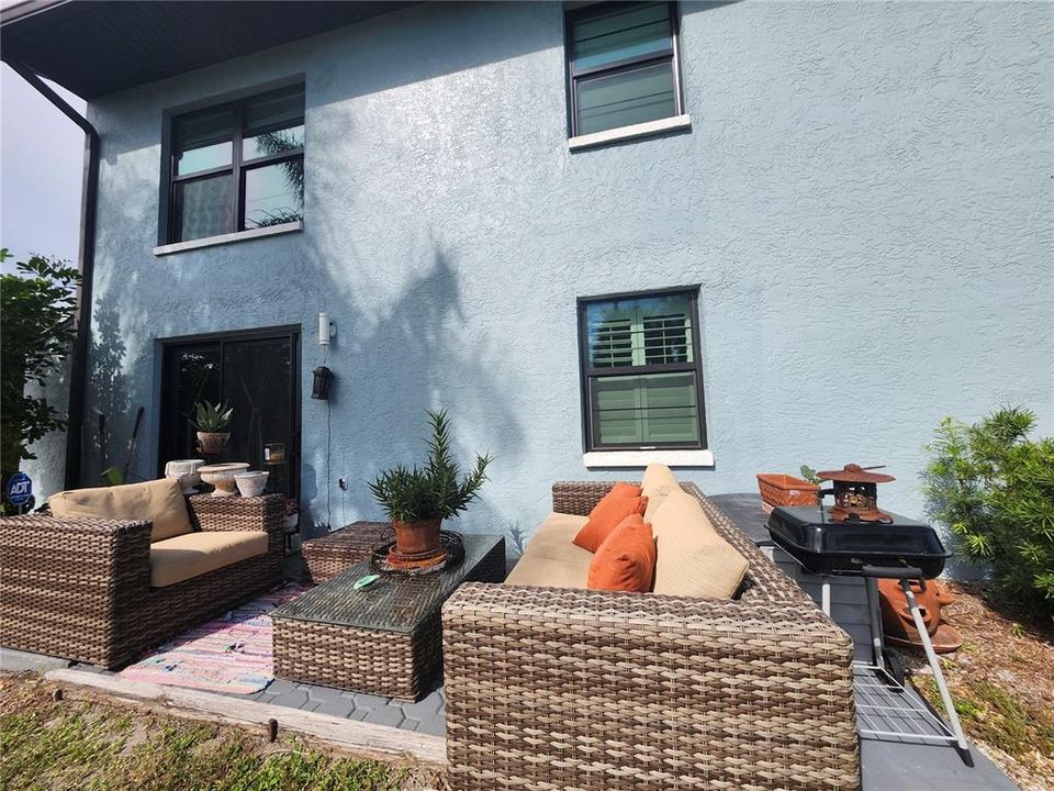 En Venta: $115,000 (2 camas, 2 baños, 899 Pies cuadrados)