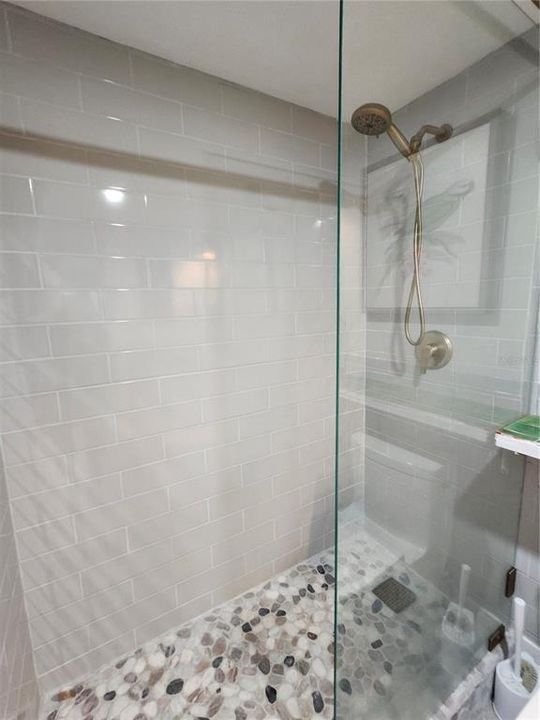 En Venta: $115,000 (2 camas, 2 baños, 899 Pies cuadrados)