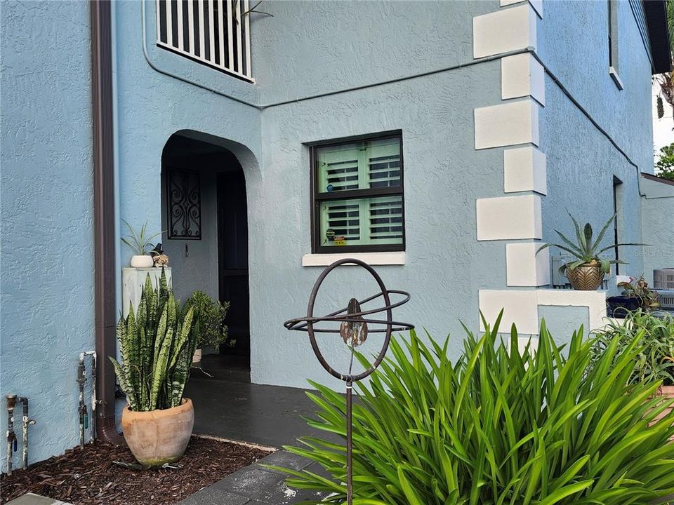 En Venta: $115,000 (2 camas, 2 baños, 899 Pies cuadrados)