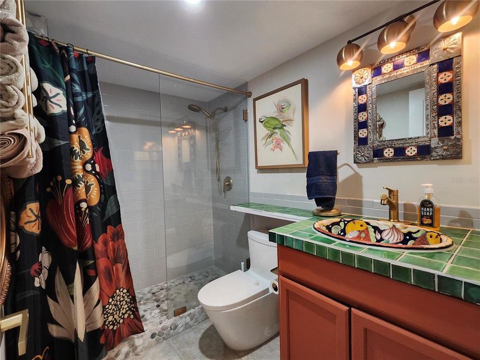 En Venta: $115,000 (2 camas, 2 baños, 899 Pies cuadrados)