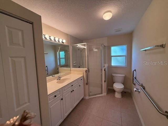 For Rent: $2,595 (3 beds, 2 baths, 1581 Square Feet)