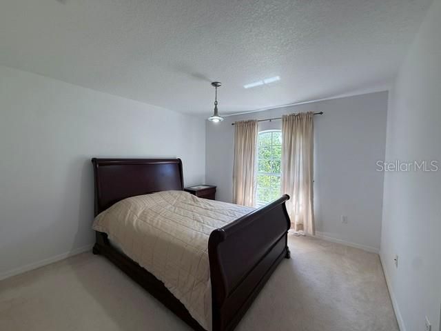 For Rent: $2,595 (3 beds, 2 baths, 1581 Square Feet)