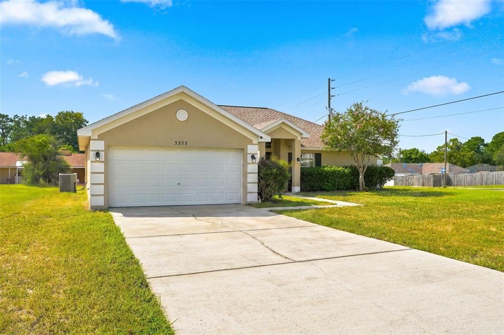 For Sale: $319,900 (3 beds, 2 baths, 1858 Square Feet)