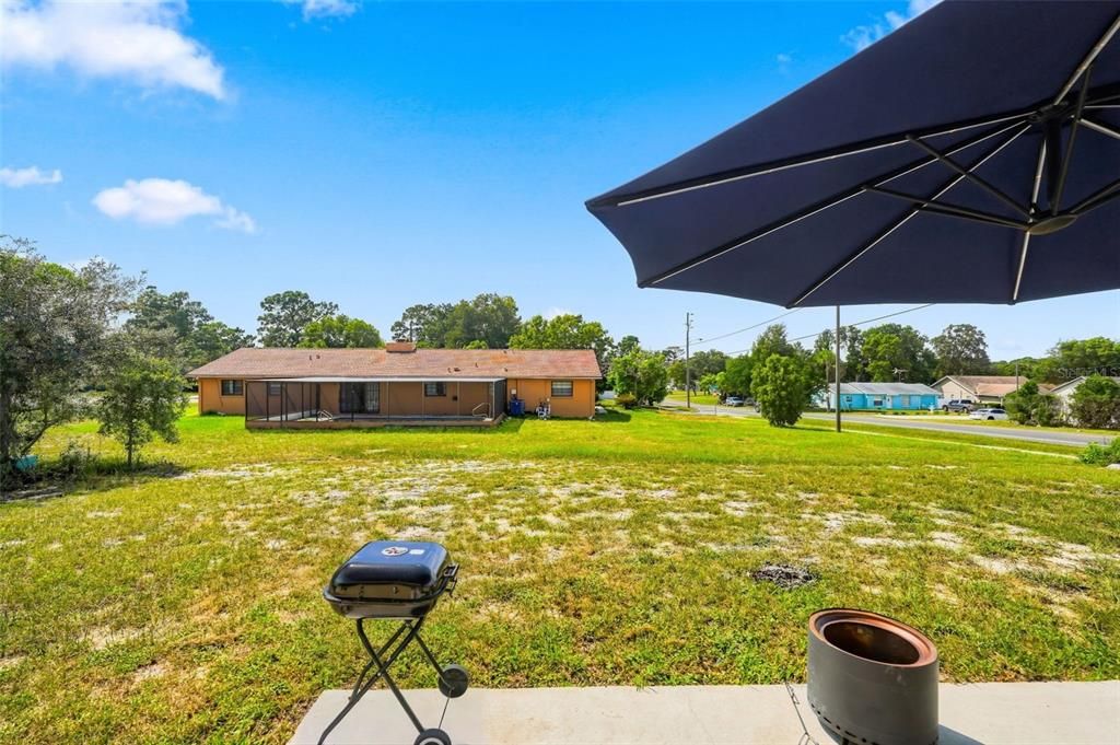 For Sale: $319,900 (3 beds, 2 baths, 1858 Square Feet)