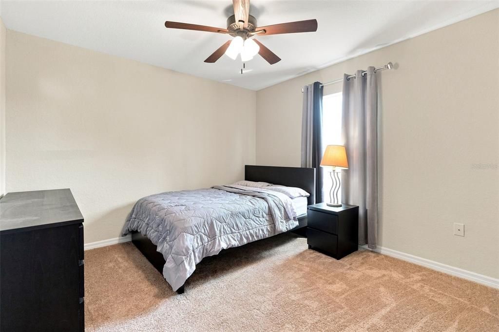 For Sale: $319,900 (3 beds, 2 baths, 1858 Square Feet)
