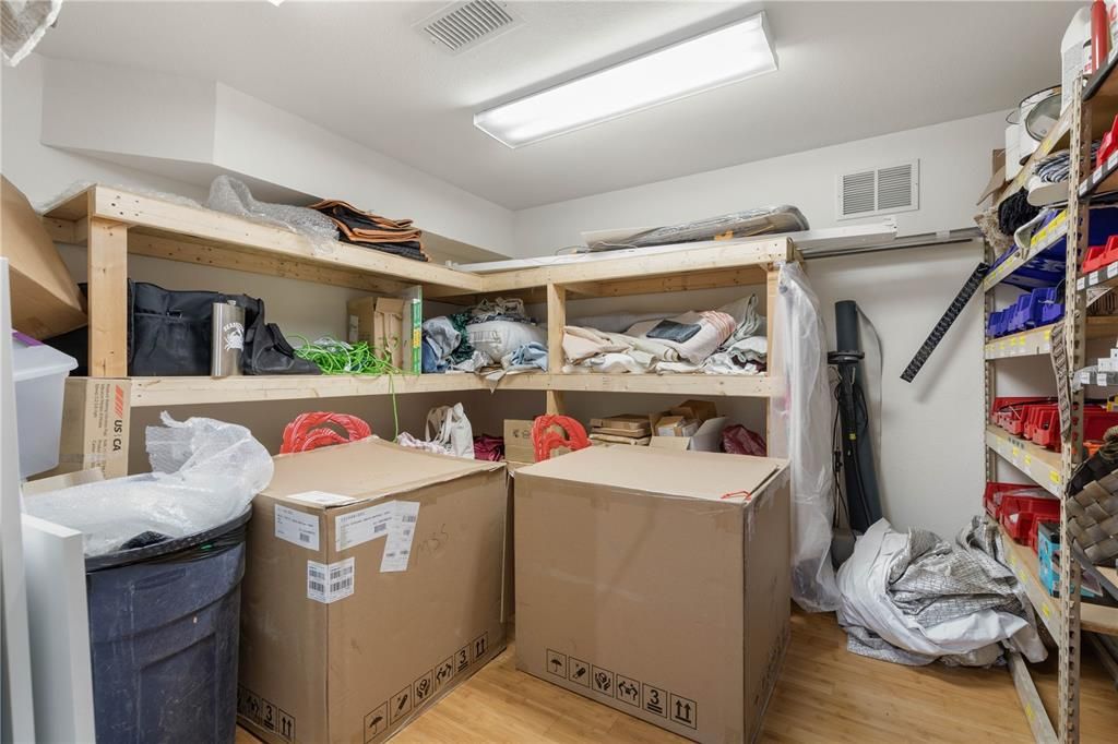 For Sale: $299,000 (0 beds, 0 baths, 2016 Square Feet)
