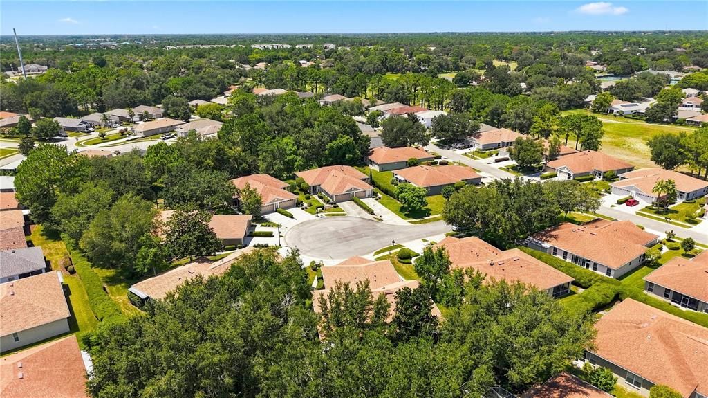 For Sale: $285,900 (2 beds, 2 baths, 1410 Square Feet)
