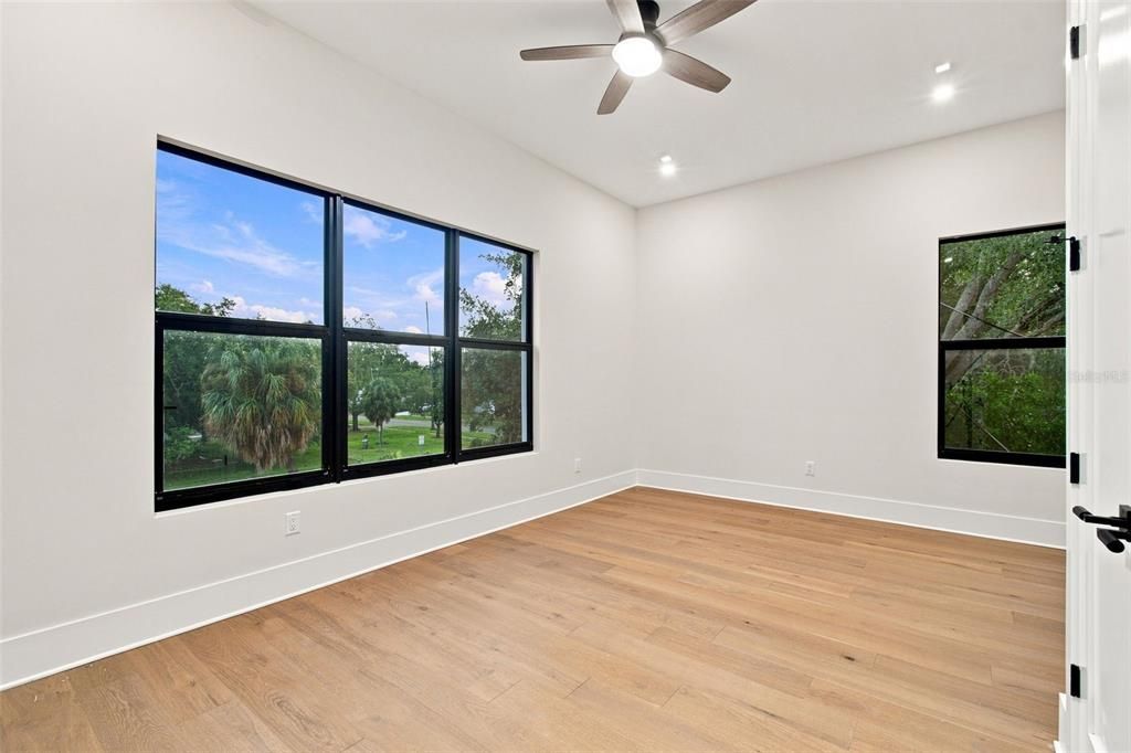 For Sale: $1,775,000 (5 beds, 4 baths, 3735 Square Feet)