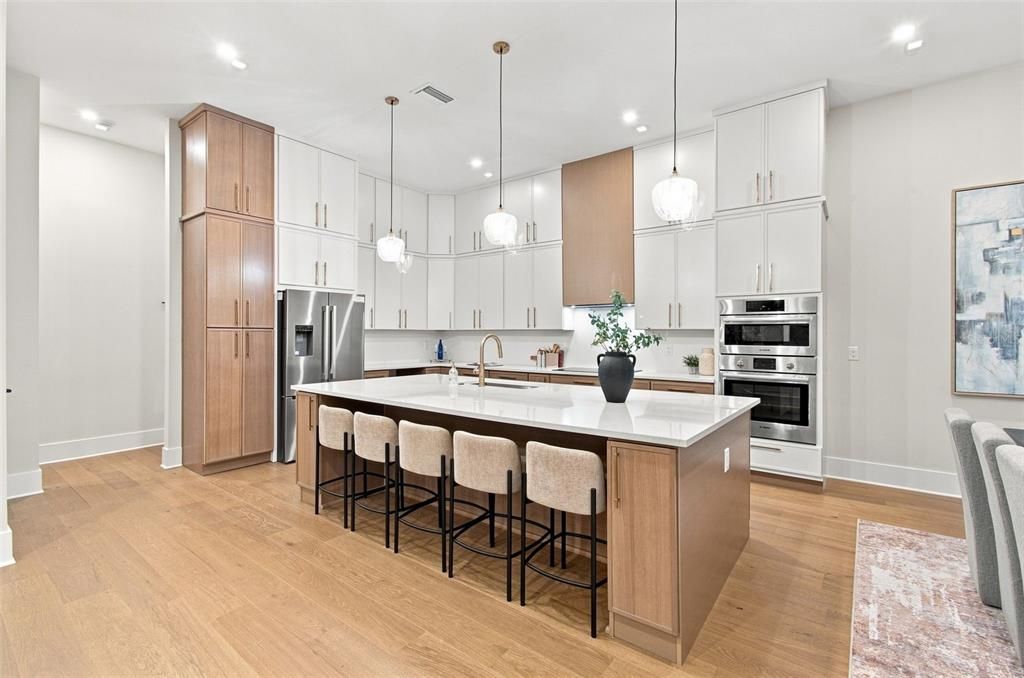 For Sale: $1,775,000 (5 beds, 4 baths, 3735 Square Feet)