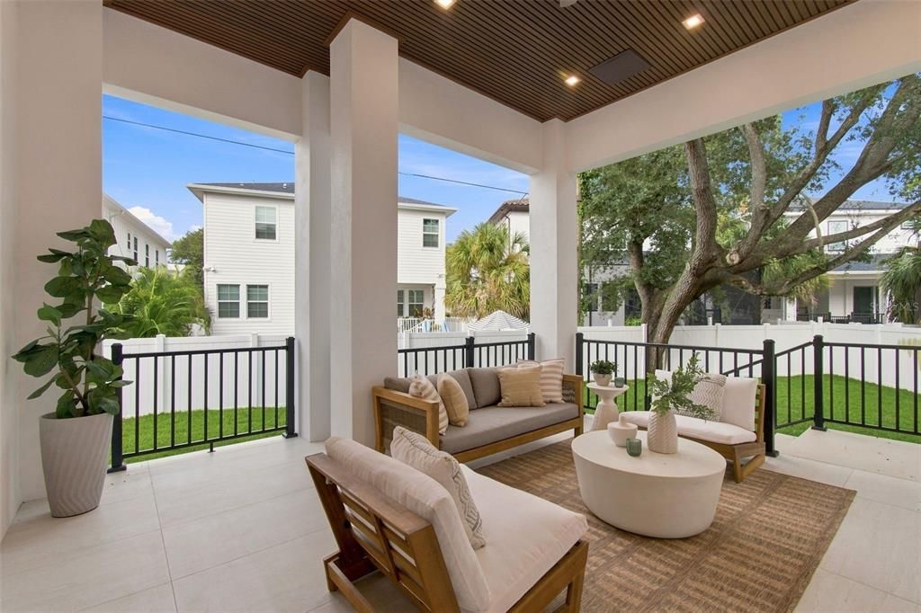 For Sale: $1,775,000 (5 beds, 4 baths, 3735 Square Feet)