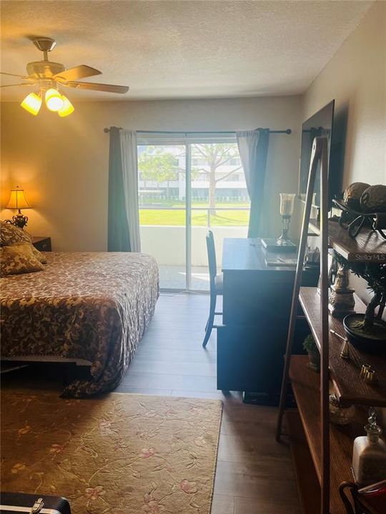 For Sale: $210,000 (2 beds, 2 baths, 1115 Square Feet)