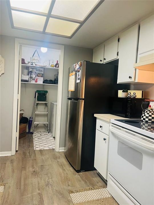 For Sale: $210,000 (2 beds, 2 baths, 1115 Square Feet)