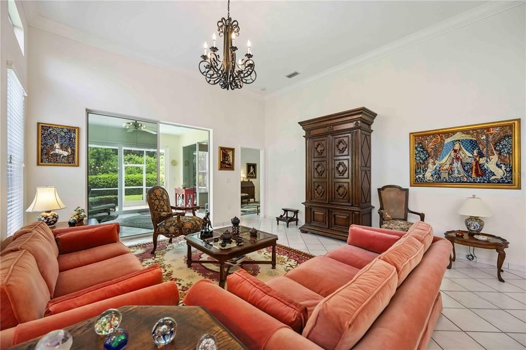 На продажу: $449,000 (2 спален, 2 ванн, 1904 Квадратных фут)