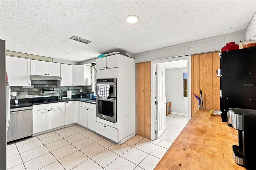 En Venta: $250,000 (3 camas, 2 baños, 1440 Pies cuadrados)