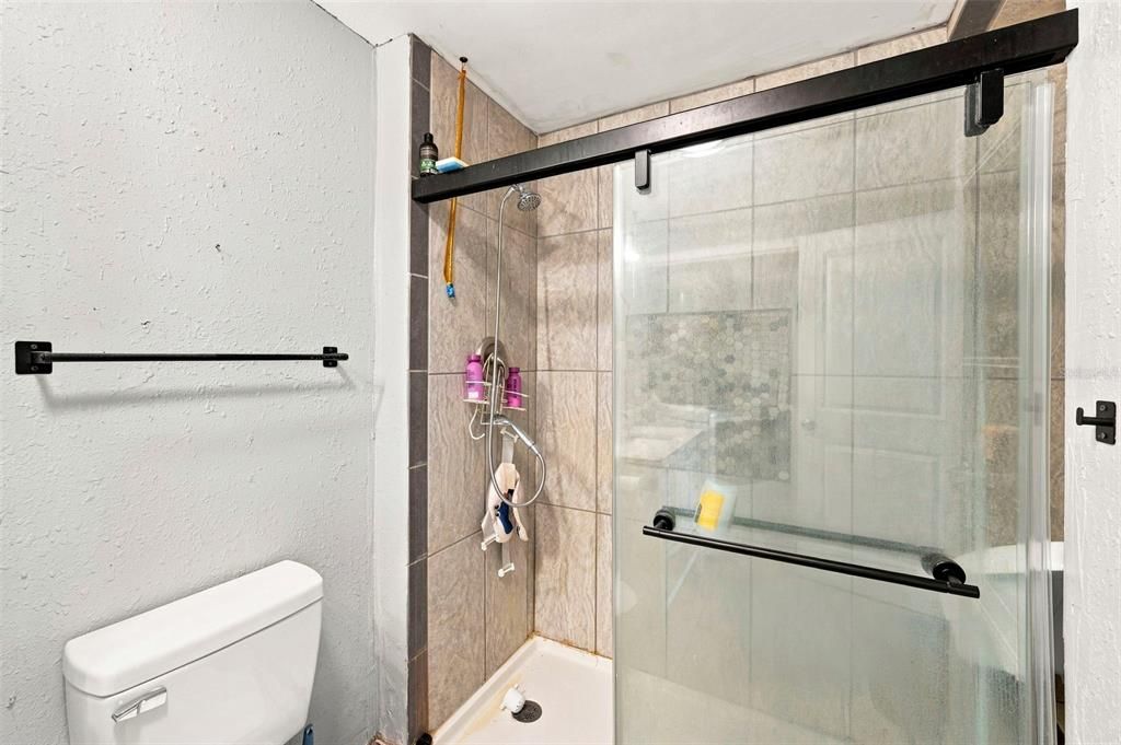 En Venta: $250,000 (3 camas, 2 baños, 1440 Pies cuadrados)