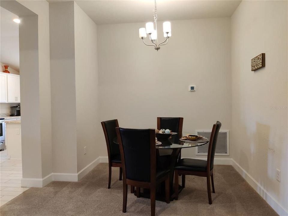 For Sale: $372,250 (4 beds, 3 baths, 2200 Square Feet)