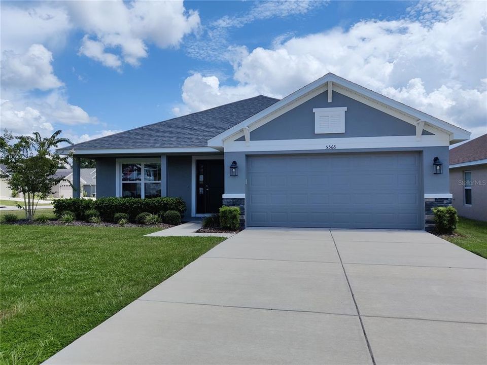 For Sale: $372,250 (4 beds, 3 baths, 2200 Square Feet)