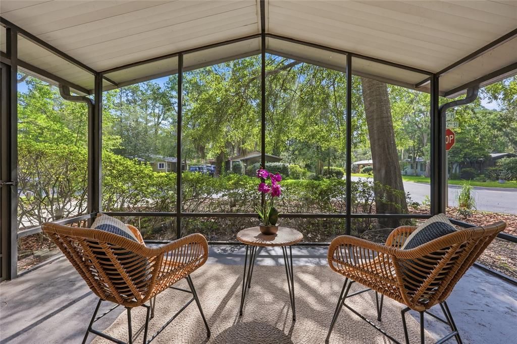 For Sale: $217,900 (2 beds, 2 baths, 1248 Square Feet)