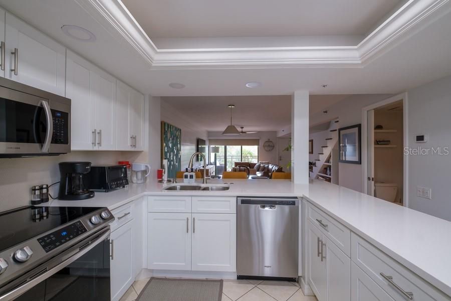 For Rent: $3,250 (2 beds, 2 baths, 1264 Square Feet)