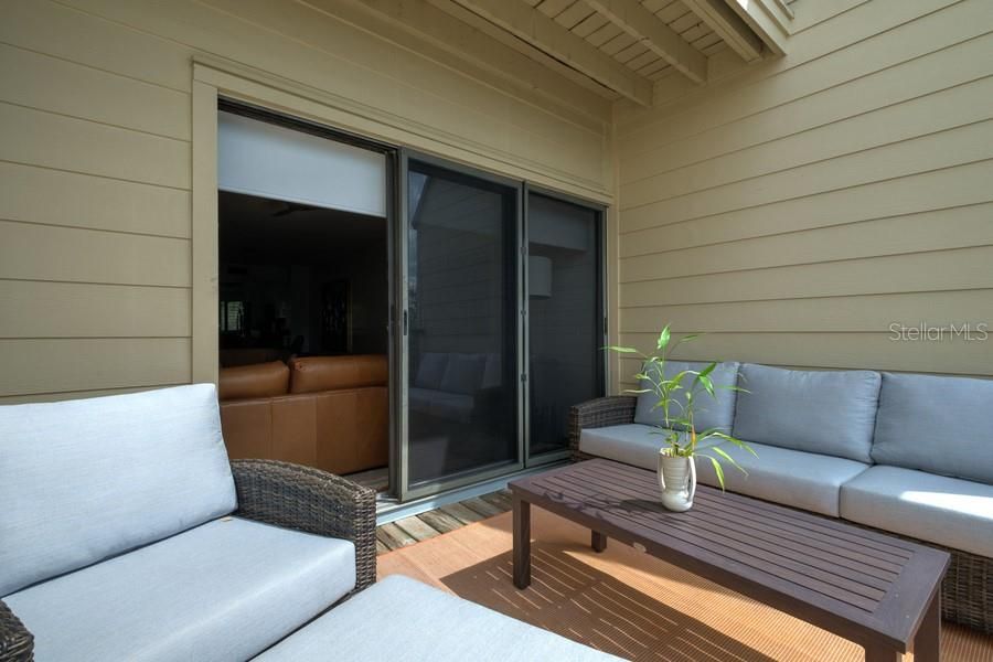 For Rent: $3,250 (2 beds, 2 baths, 1264 Square Feet)
