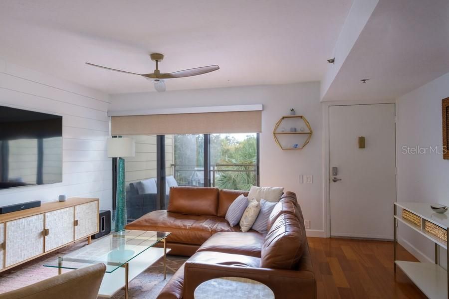 For Rent: $3,250 (2 beds, 2 baths, 1264 Square Feet)