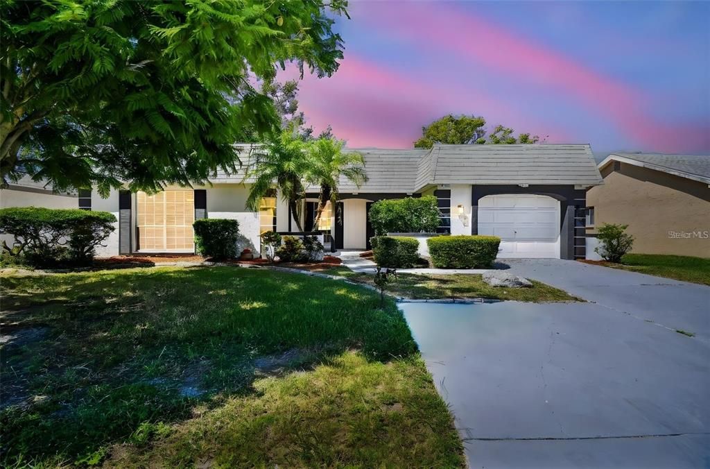 For Rent: $2,100 (2 beds, 2 baths, 1518 Square Feet)