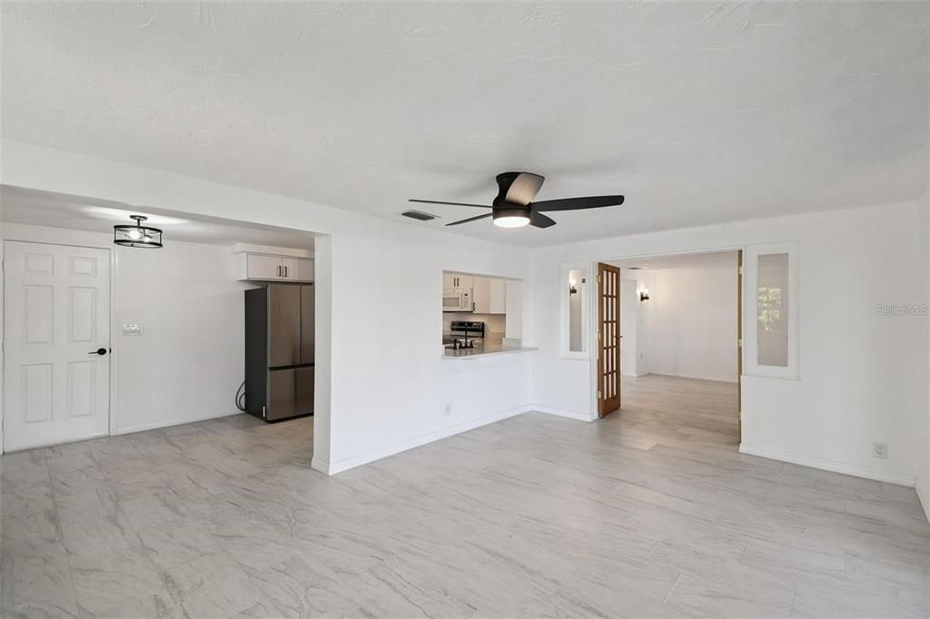For Rent: $2,100 (2 beds, 2 baths, 1518 Square Feet)