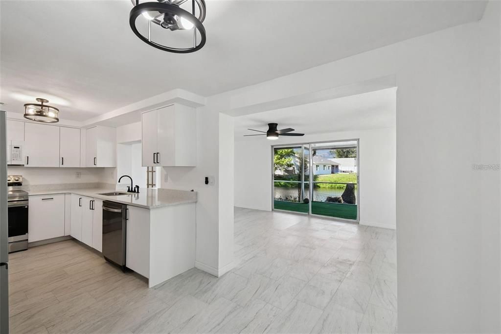 For Rent: $2,100 (2 beds, 2 baths, 1518 Square Feet)