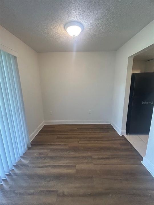 For Rent: $1,895 (3 beds, 2 baths, 1270 Square Feet)