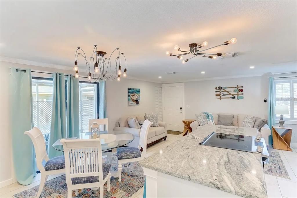 For Rent: $1,800 (2 beds, 2 baths, 900 Square Feet)