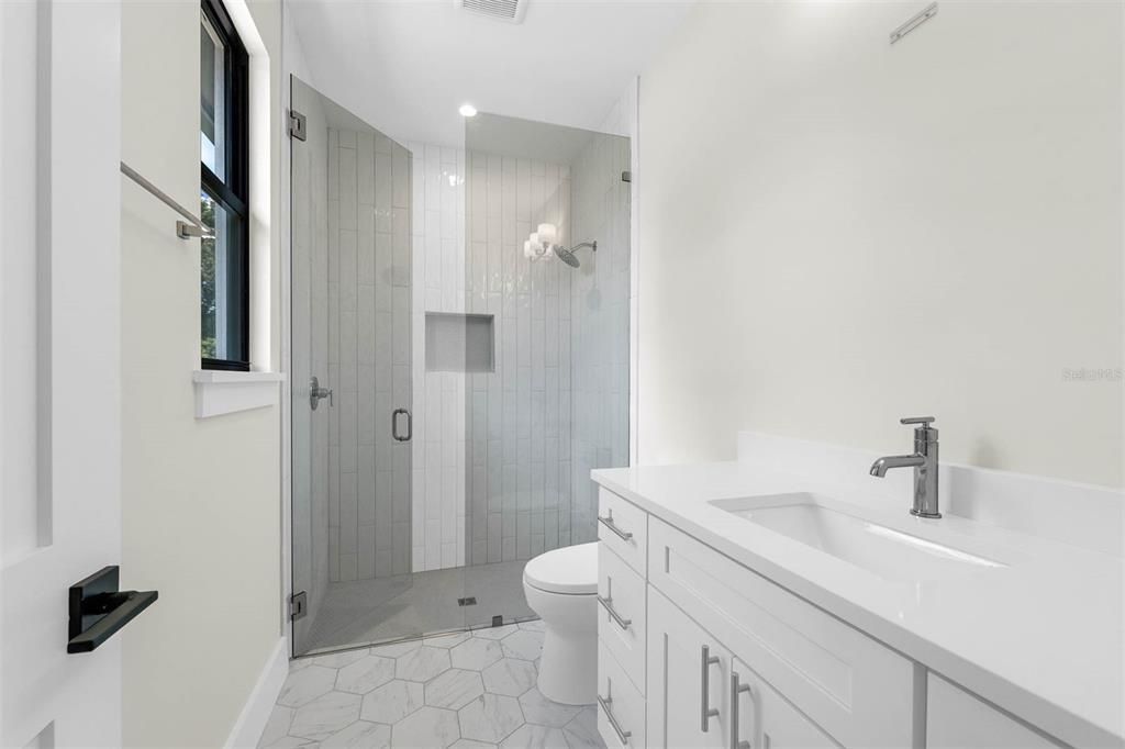 For Sale: $1,574,900 (5 beds, 4 baths, 3252 Square Feet)