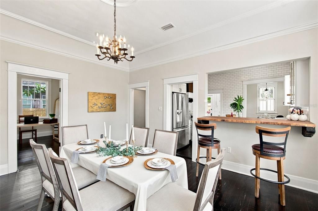 For Sale: $699,000 (3 beds, 2 baths, 1926 Square Feet)