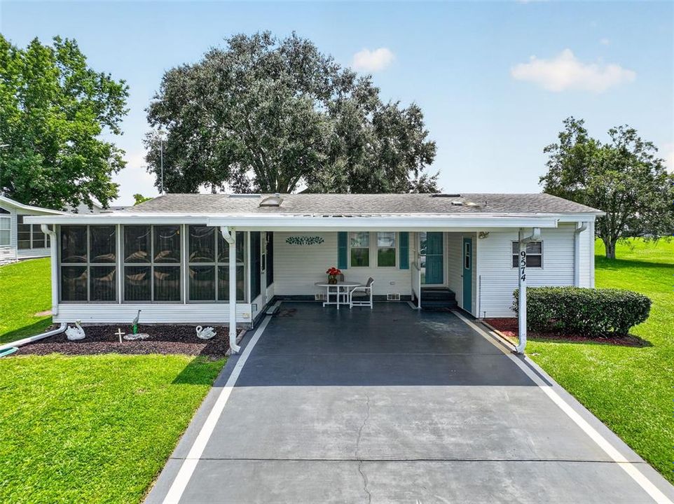For Sale: $188,000 (3 beds, 2 baths, 1296 Square Feet)