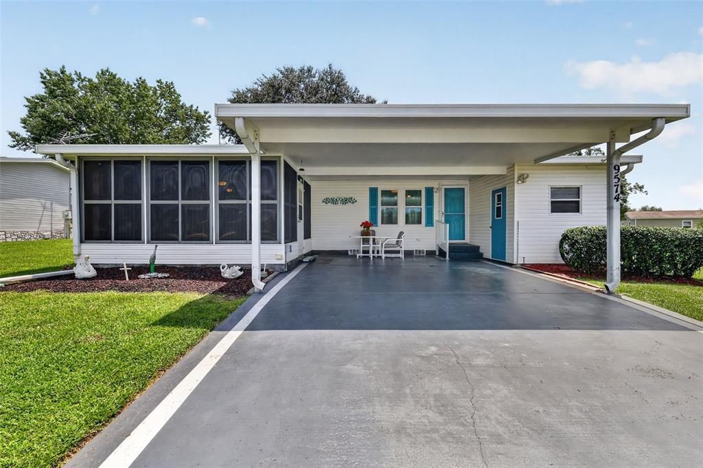 For Sale: $188,000 (3 beds, 2 baths, 1296 Square Feet)