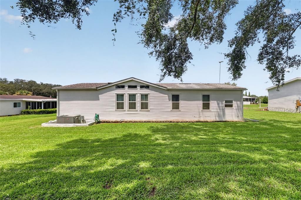 For Sale: $188,000 (3 beds, 2 baths, 1296 Square Feet)