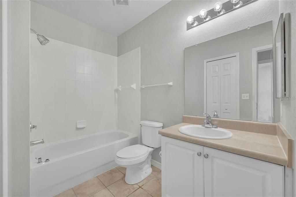 В аренду: $1,500 (2 спален, 2 ванн, 1107 Квадратных фут)
